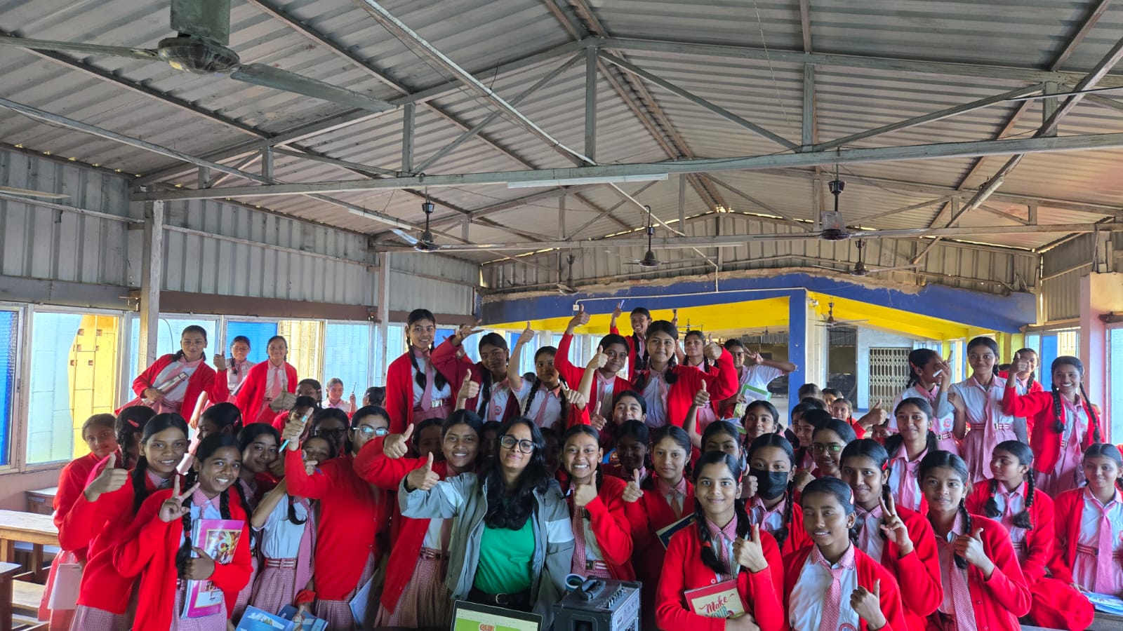 Mr. Green, Deshpriya Balika Vidyamandir